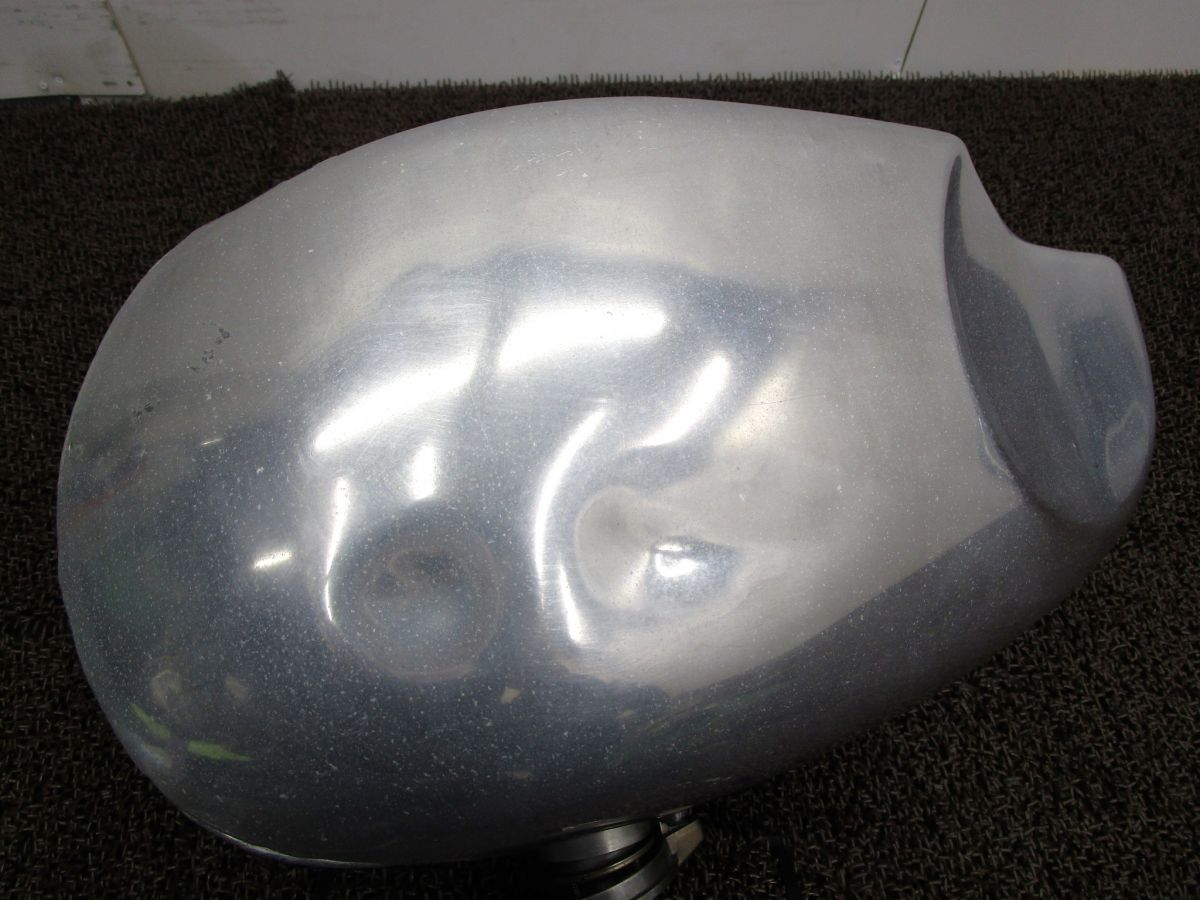 エストレヤ 社外