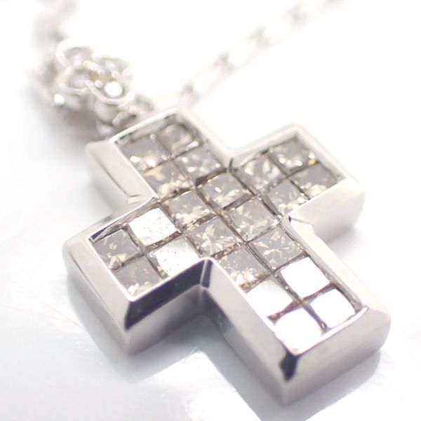 LES ESSENTIELLES クロス ネックレス K18WG ホワイトゴールド