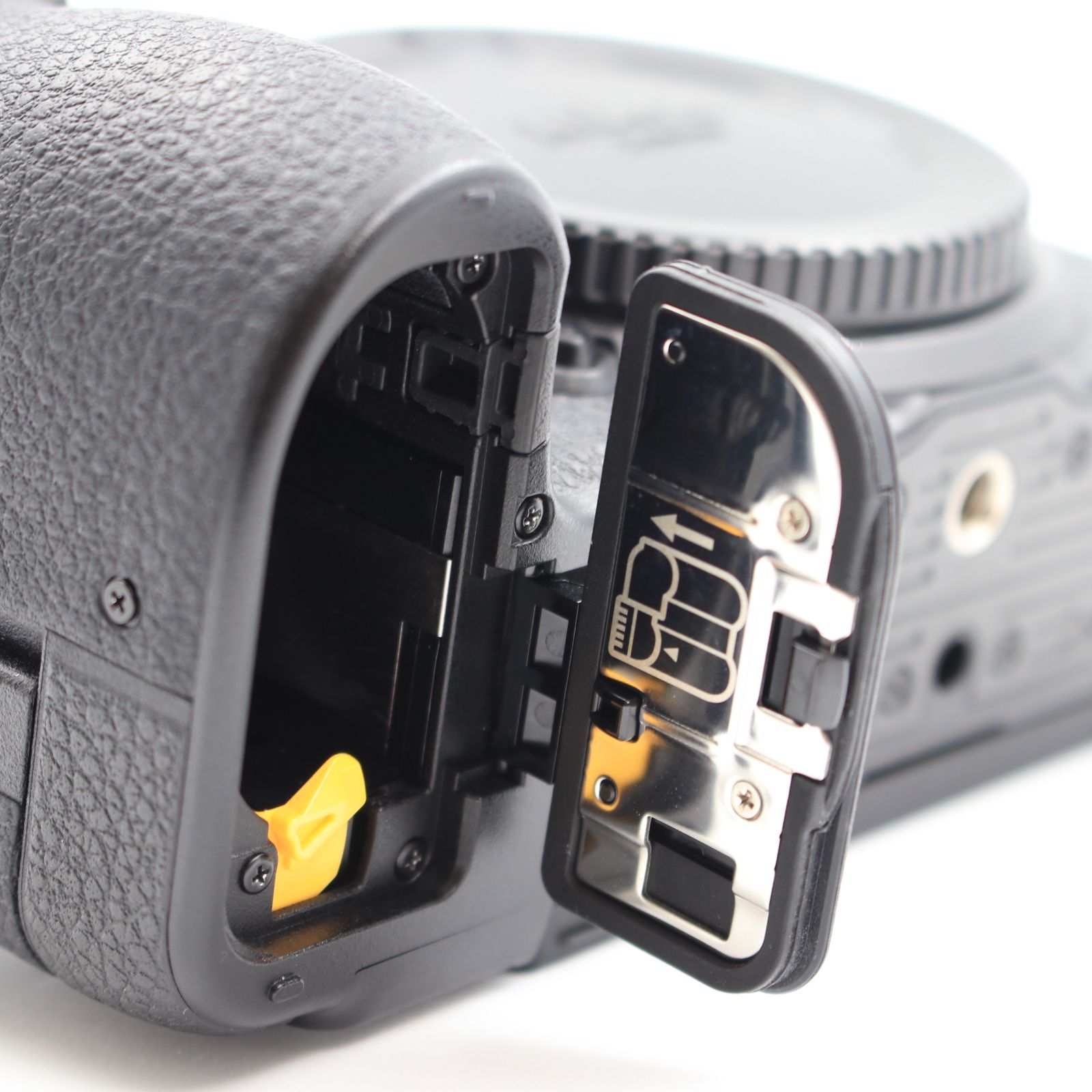 □シャッター数4631枚！新品同様□ Nikon Z5 ボディ ブラック ミラー  