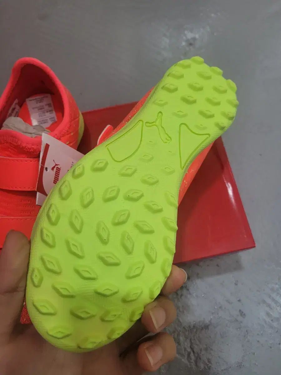 〇新品〇 PUMA 365 FUTSAL 2 フットサルシューズ(28cm) PUMA 365 Roma