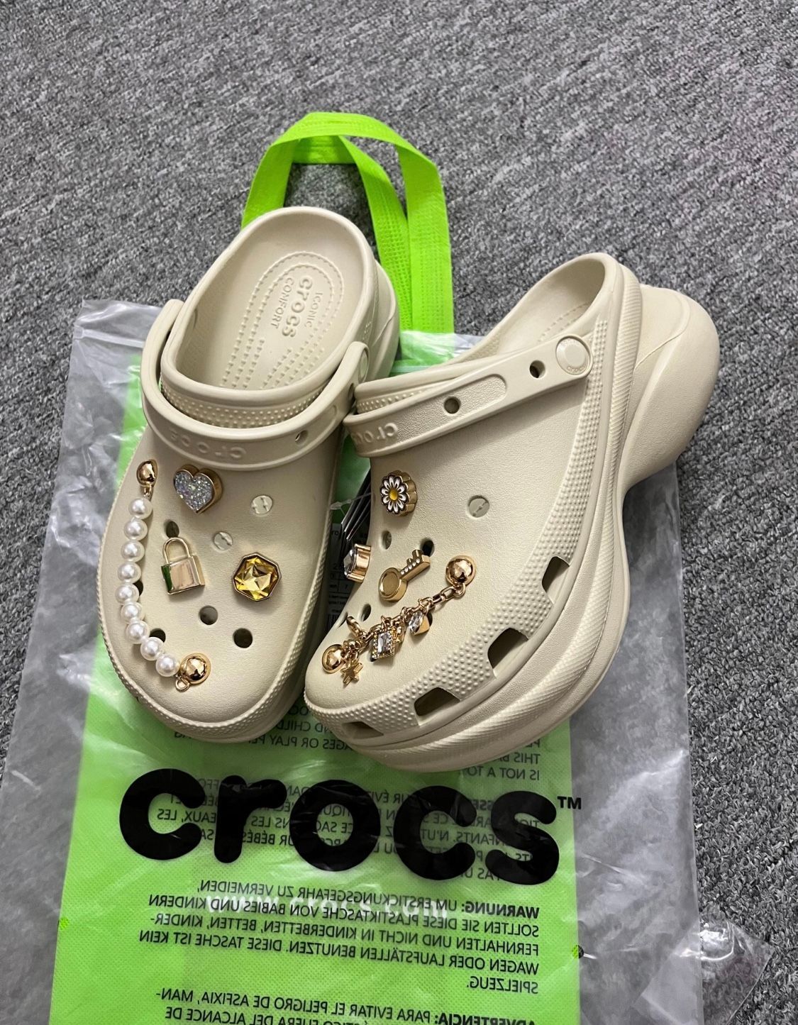 crocs Classic Bae Clog クロックス サンダル 厚底 骨色 - メルカリ