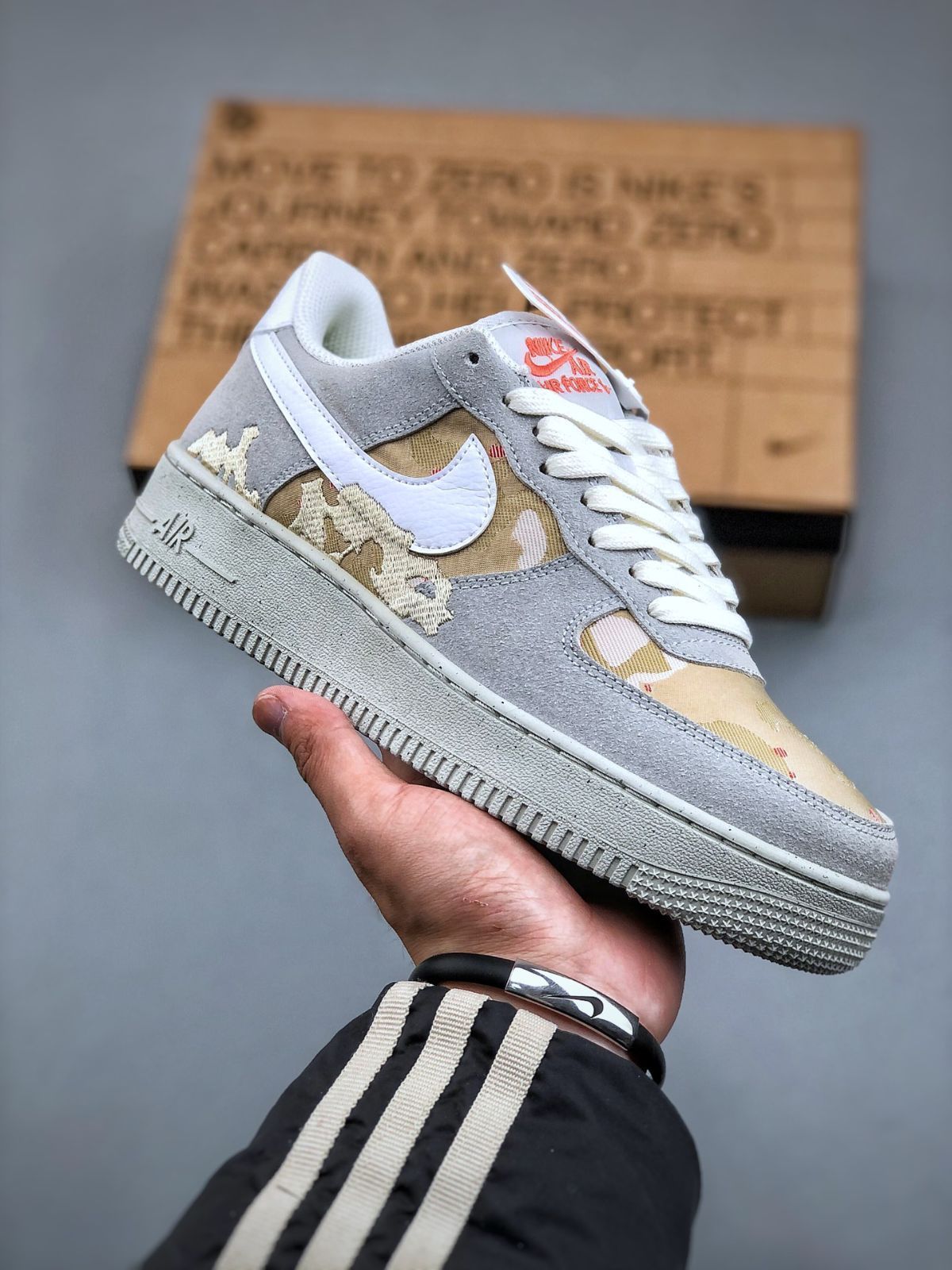 新品 ナイキ Nike Air Force 1 Low 07 LX 