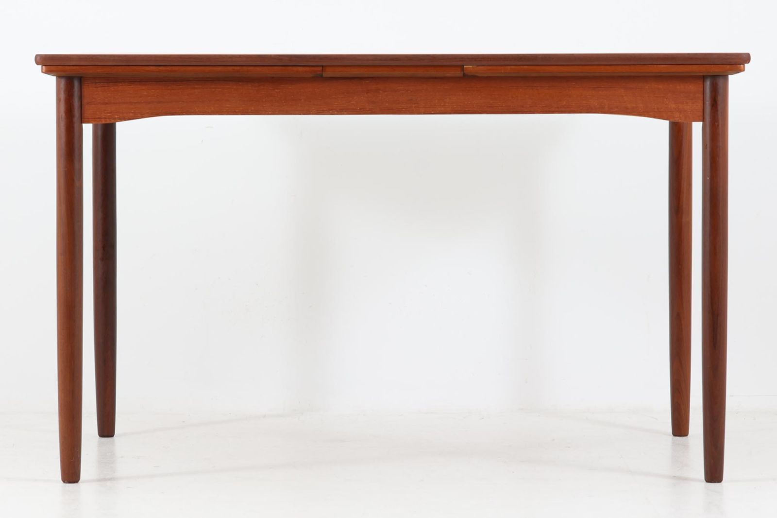 デンマーク製 エクステンションダイニングテーブル 幅 138cm チーク材