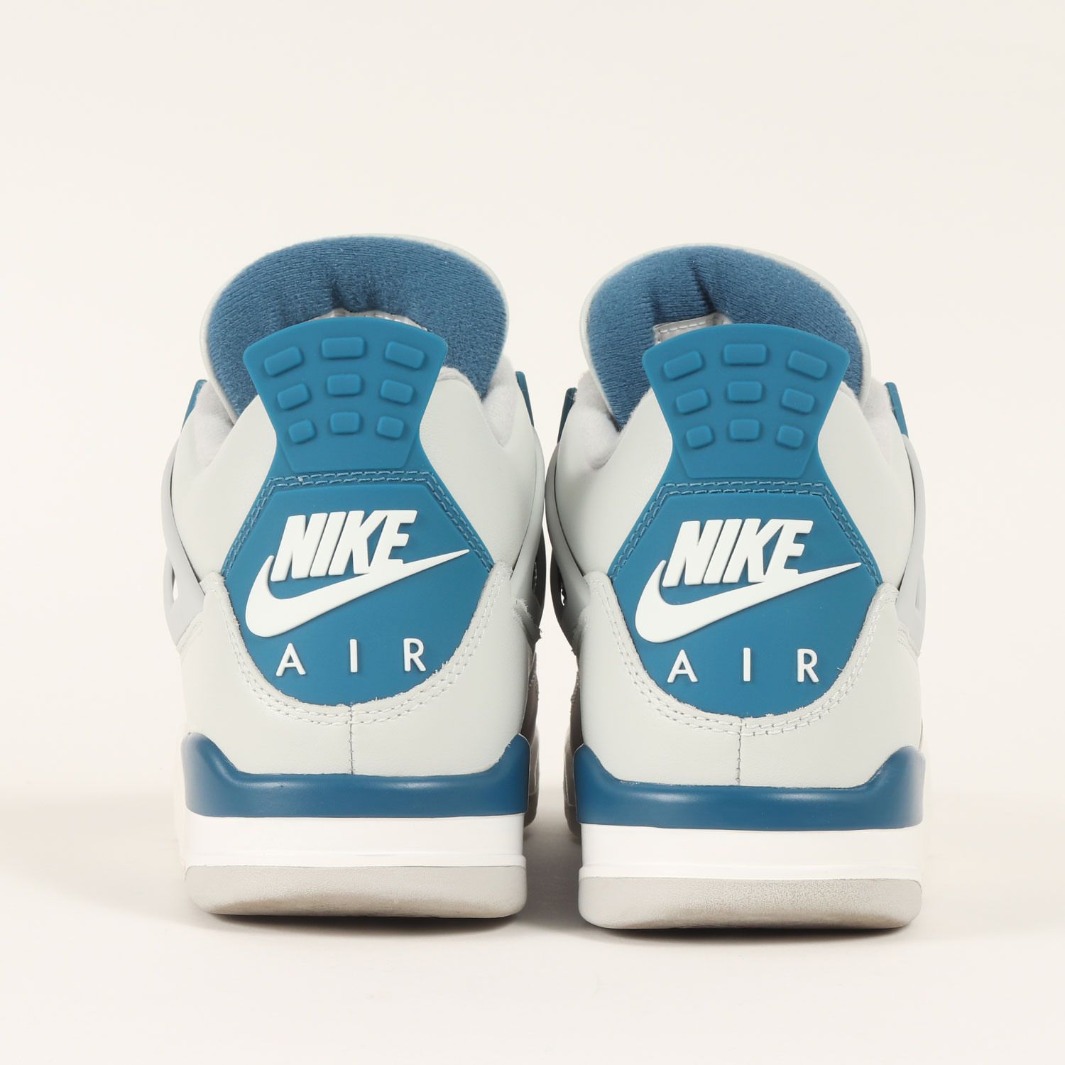 美品】NIKE ナイキ サイズ:26.5cm / AIR JORDAN 4 RETRO 美品】NIKE ナイキ サイズ:26.5cm / AIR JORDAN 4 RETRO