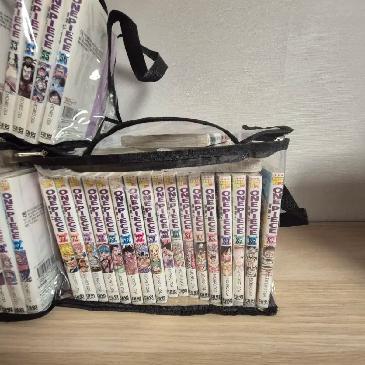 ONE PIECE すべて初版 34-111巻セット【104巻のみ無】 ワンピース 全巻セット(1～111) ONE PIECE 全巻セット ＋ WANTED