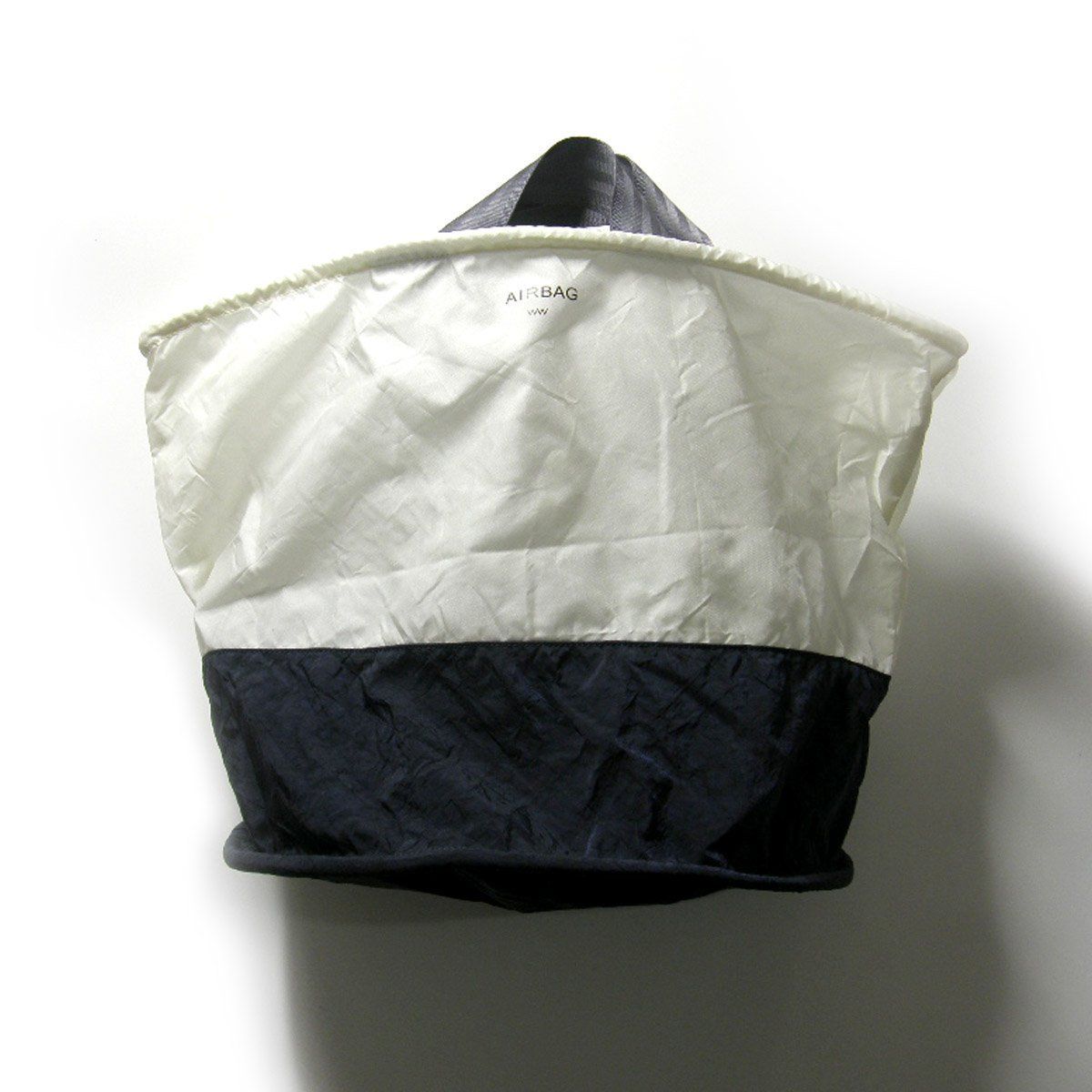 【新品】 WACCOWACCO x International Gallery BEAMS ／ ワッコワッコ × インターナショナルギャラリー ビームス　45L バゲットバッグ エアバッグ シートベルト アップサイクル ｜ オールシーズン