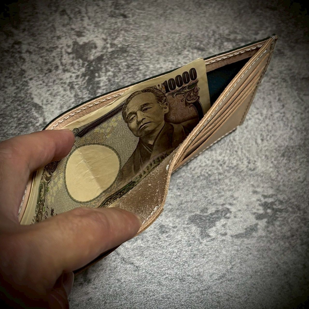 黒