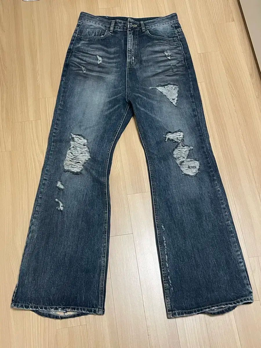 【雷市場（ポンジャン）商品韓国直送】 DNSR デストロイ ダーティー フレア デニム パンツ 青 L 30
