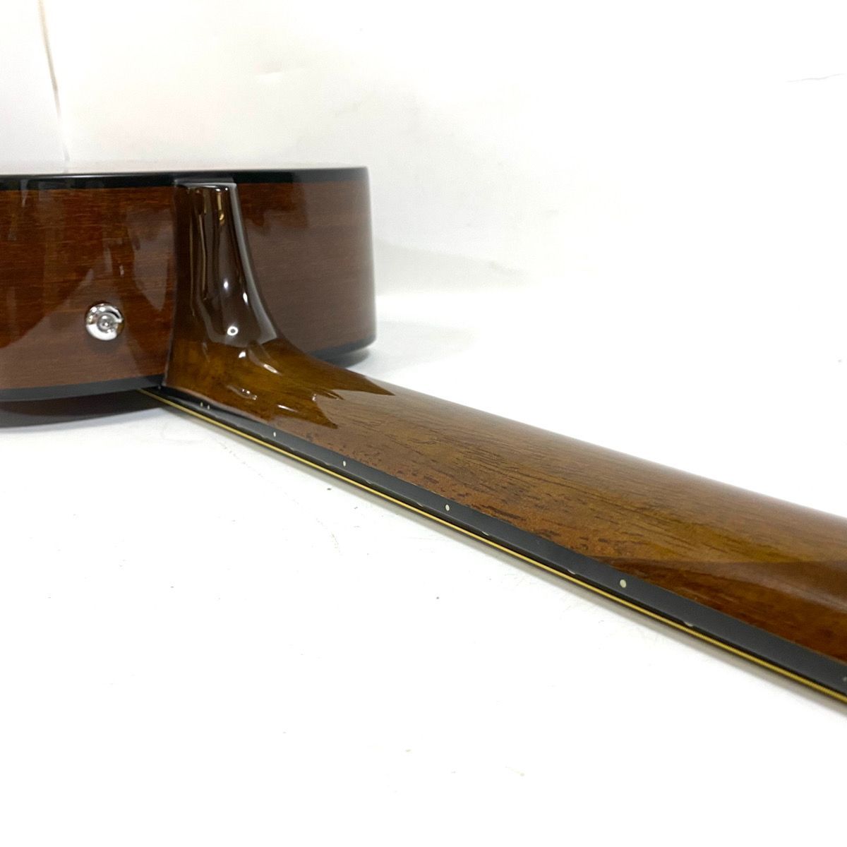 Fender フェンダー