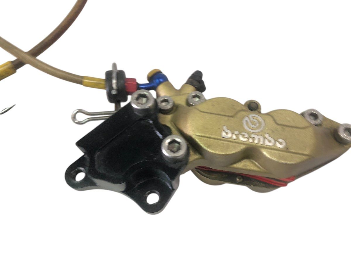 brenboキャリパー用のサポートです。　GPZ1100　ゼファー750　ゼファー400/χ　ZRX400/Ⅱ　Z750　ZR-7 水冷 GPZ1100[08社外後 BREMBO ブレンボ リアブレーキキャリパー]検