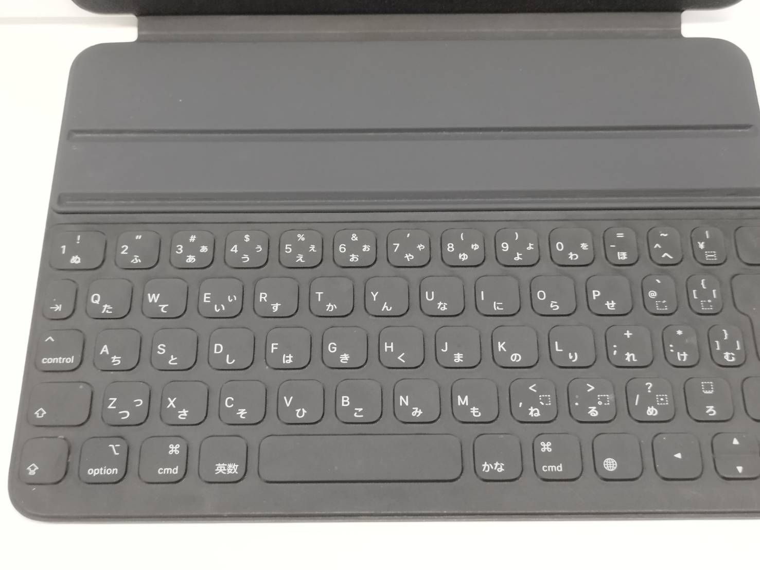 【美品】iPad SmartKeyboard MXNK2J/A A2038 iPad Smart Keyboard Folio/11インチ/A2038/日本語配列〈MXNK2J