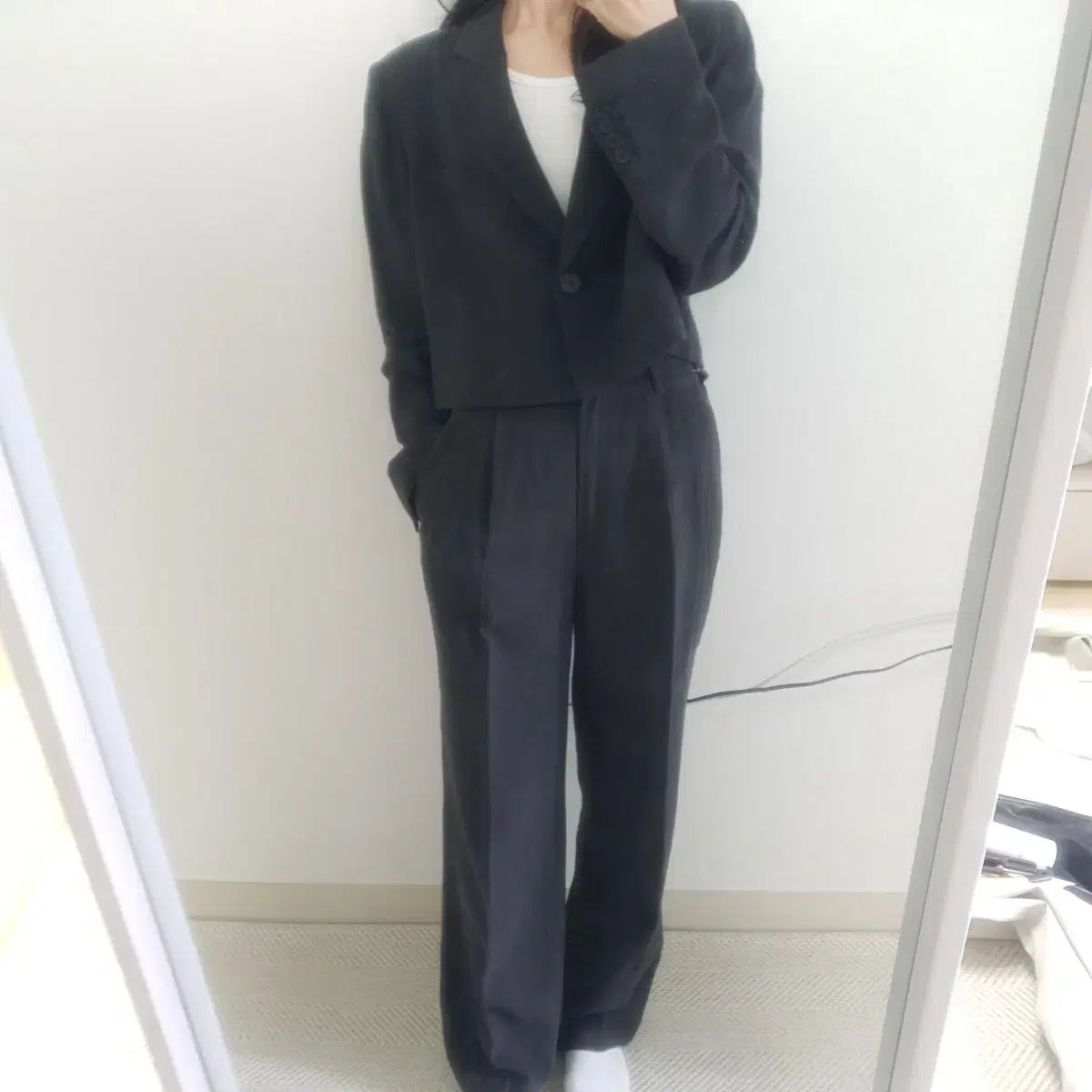 着用画像 8seconds エイトセカンズ アッシュ リネン ショートジャケット ツータック スラックス セットアップ セット xs