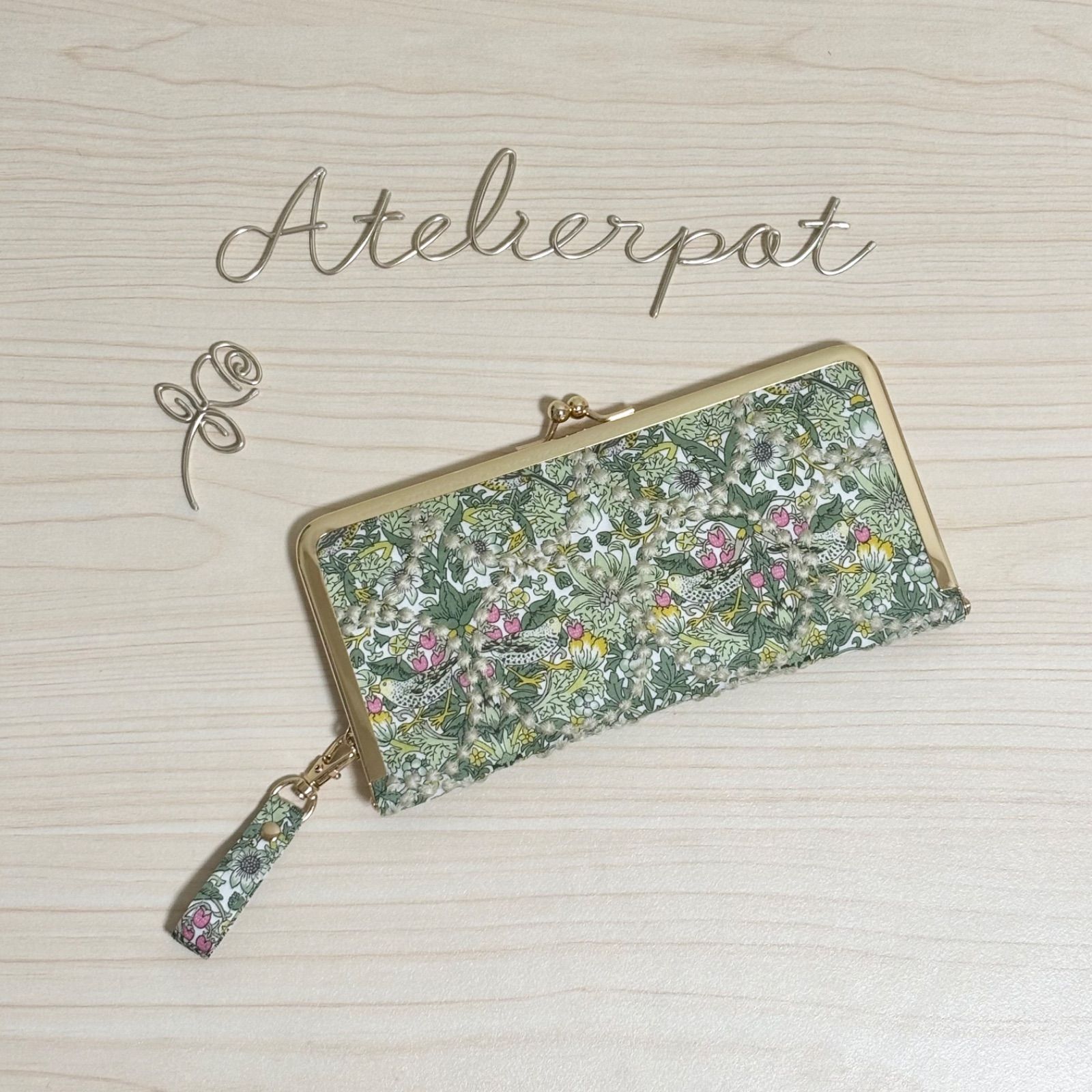ミナペルホネン★仕切りがま口★minaperhonen ミナペルホネン＊ ハンドメイド 仕切りがま口