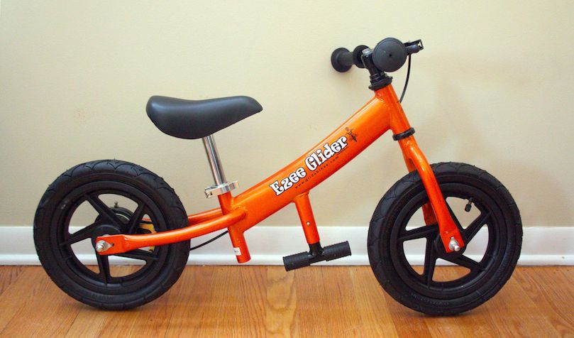 doona liki trikeリキトライク 三輪車 ファイヤーレッド 折り畳み式