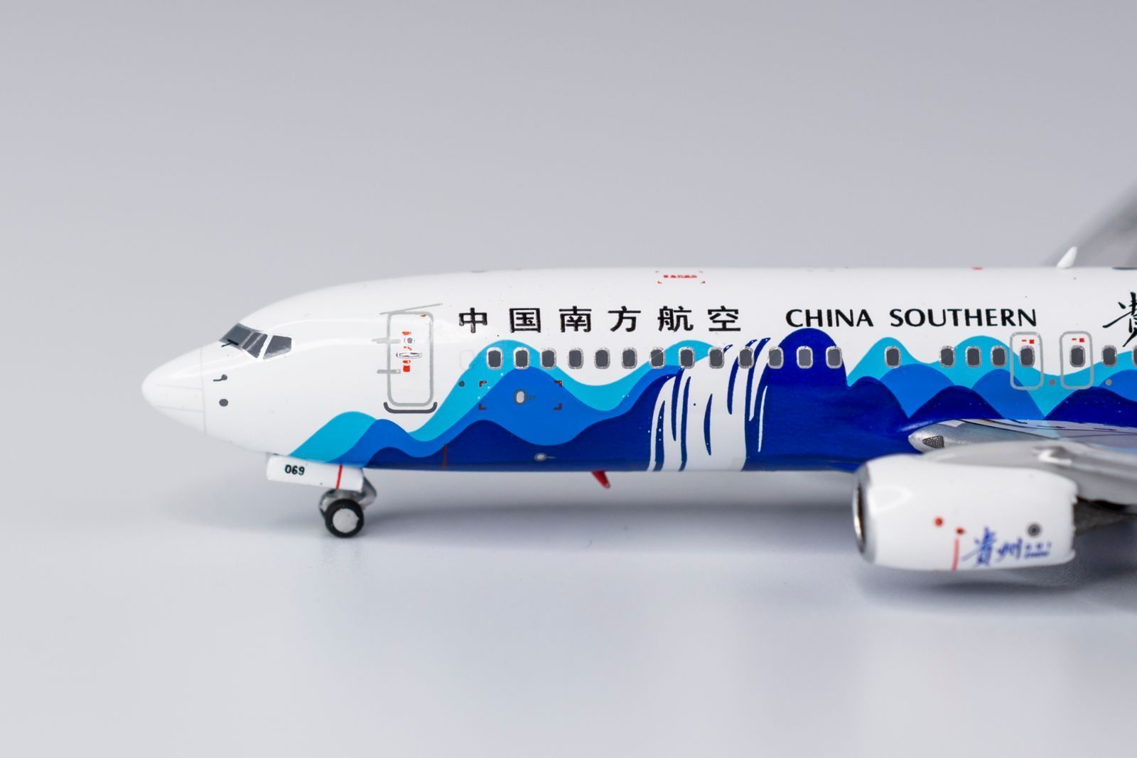 NGmodel 中国南方航空 737-800 B-6069 1/400 NGmodel 中国南方航空 737-800 B-6069 1/400 58115 - メルカリ