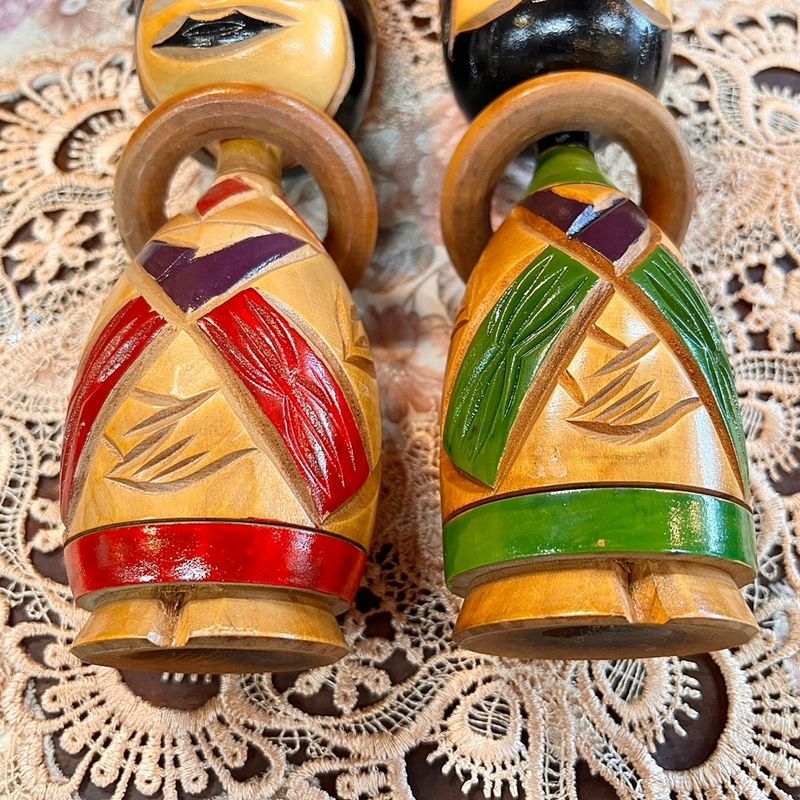 アイヌ木彫り人形 夫婦 ペア ニポポ人形 木製 置物 女男 こけし 北海道