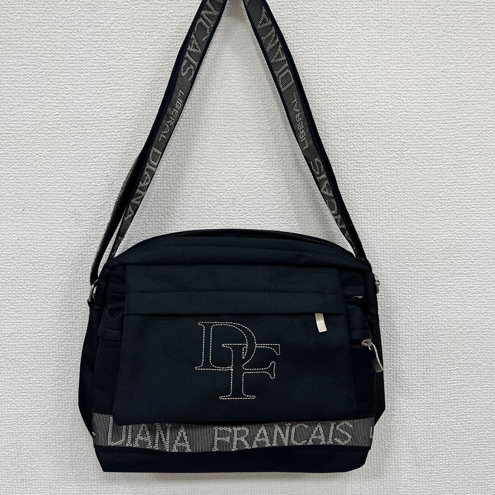 A【美品】DIANA FRANCAIS ダイアナフランセ ショルダーバッグ ナイロンバッグ 軽量 - メルカリ