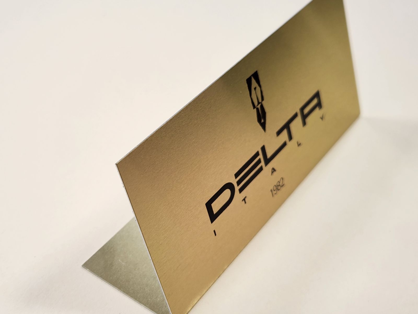 【廃盤希少品】DELTA　ボールペン　ヴィンテージ　ピンク　新品未使用　オマケ付