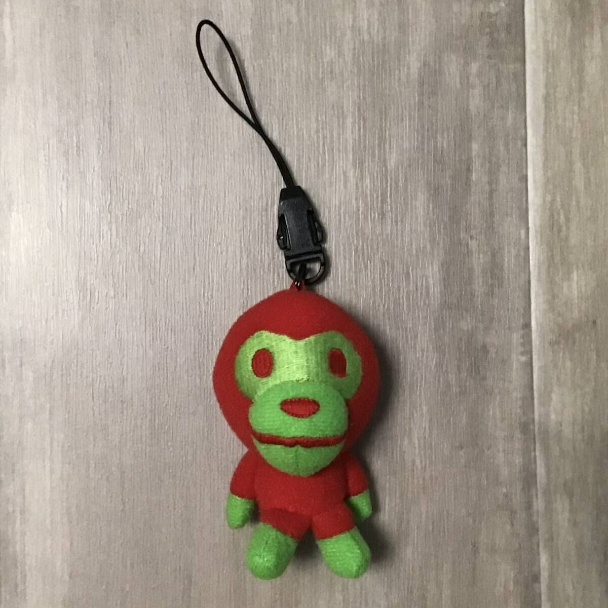 APE】マイロ & リサ スマホクリーナー ストラップ エイプ