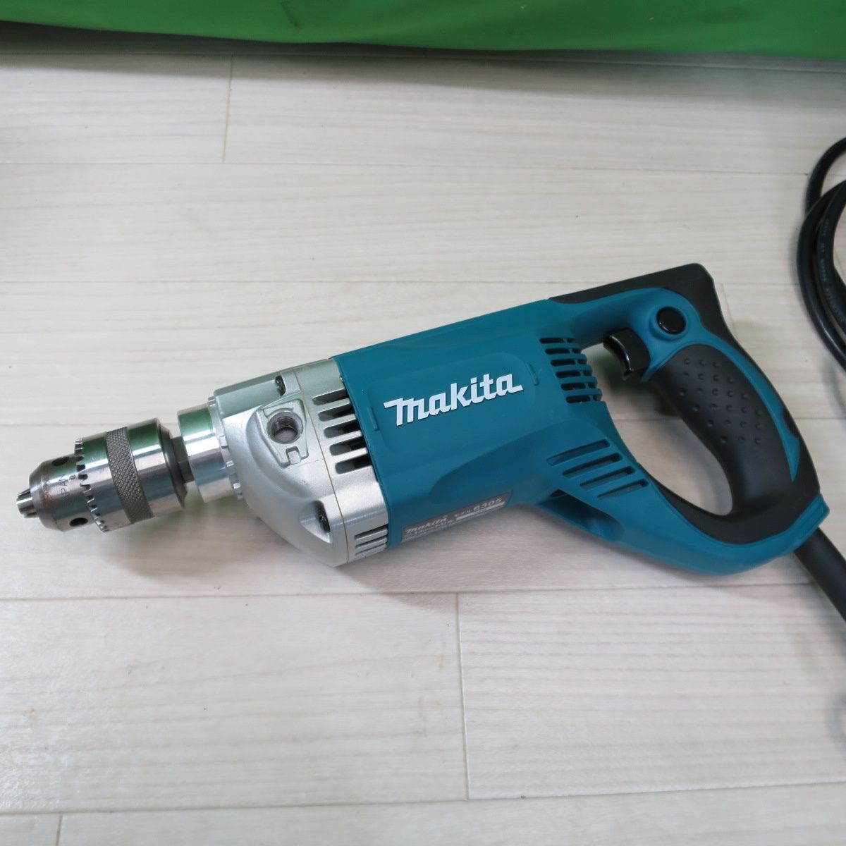 キレイ マキタ 13mm 電動 電気 ドリル 100V 6305 穴あけ 電動 工具