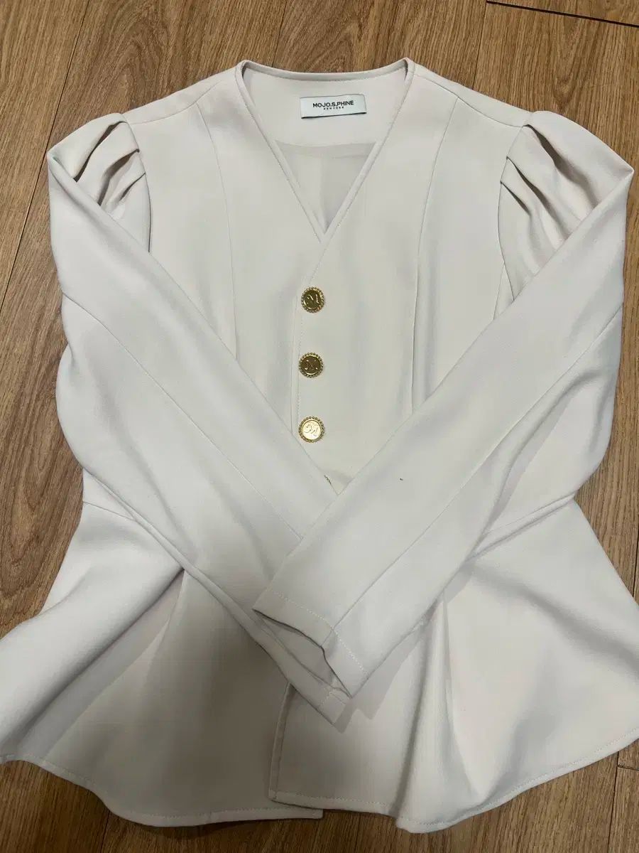 リヴドロワ RIVE DROITE ビーズ刺繍ブラウス プルオーバー 長袖