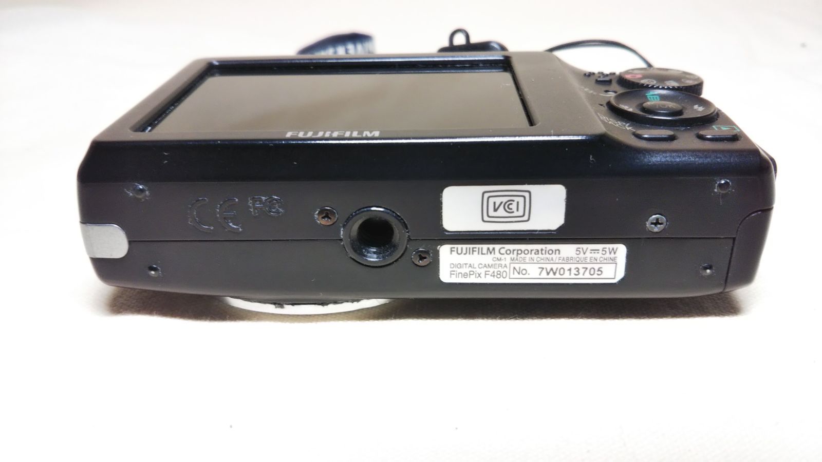 カメラ FUJIFILM Fine Pix F480 コンパクトデジタルカメラ フジ