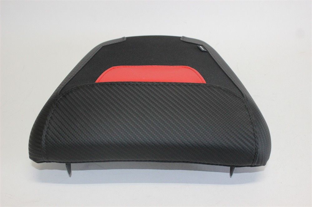 本体あり 赤Xカーボン調