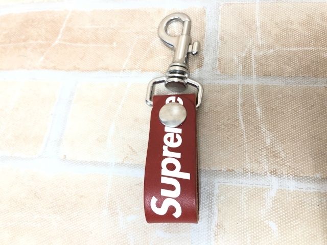 【中古】 Supreme シュプリーム Leather Key Loop レッド  111395026