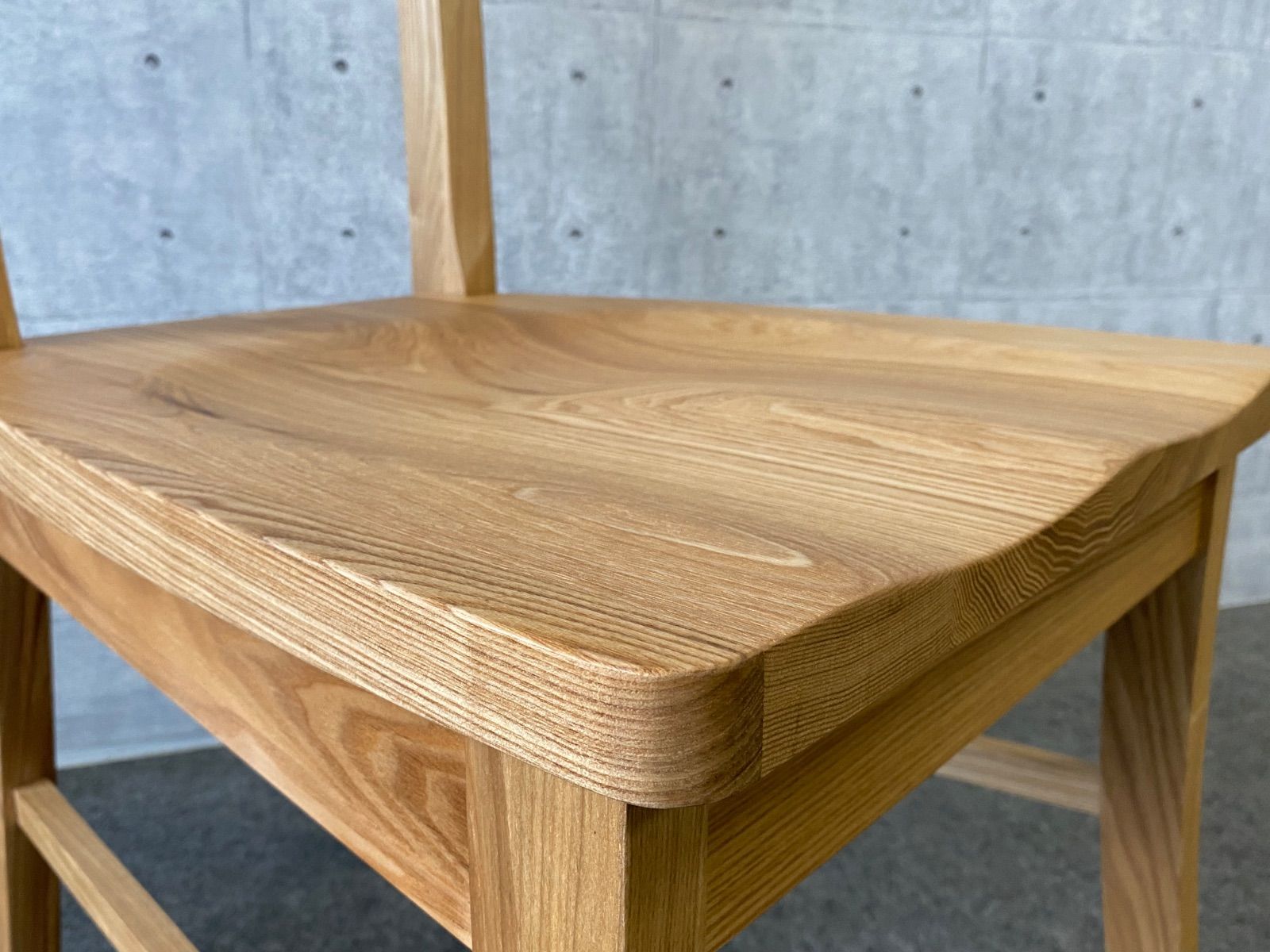 ダイニングチェアー