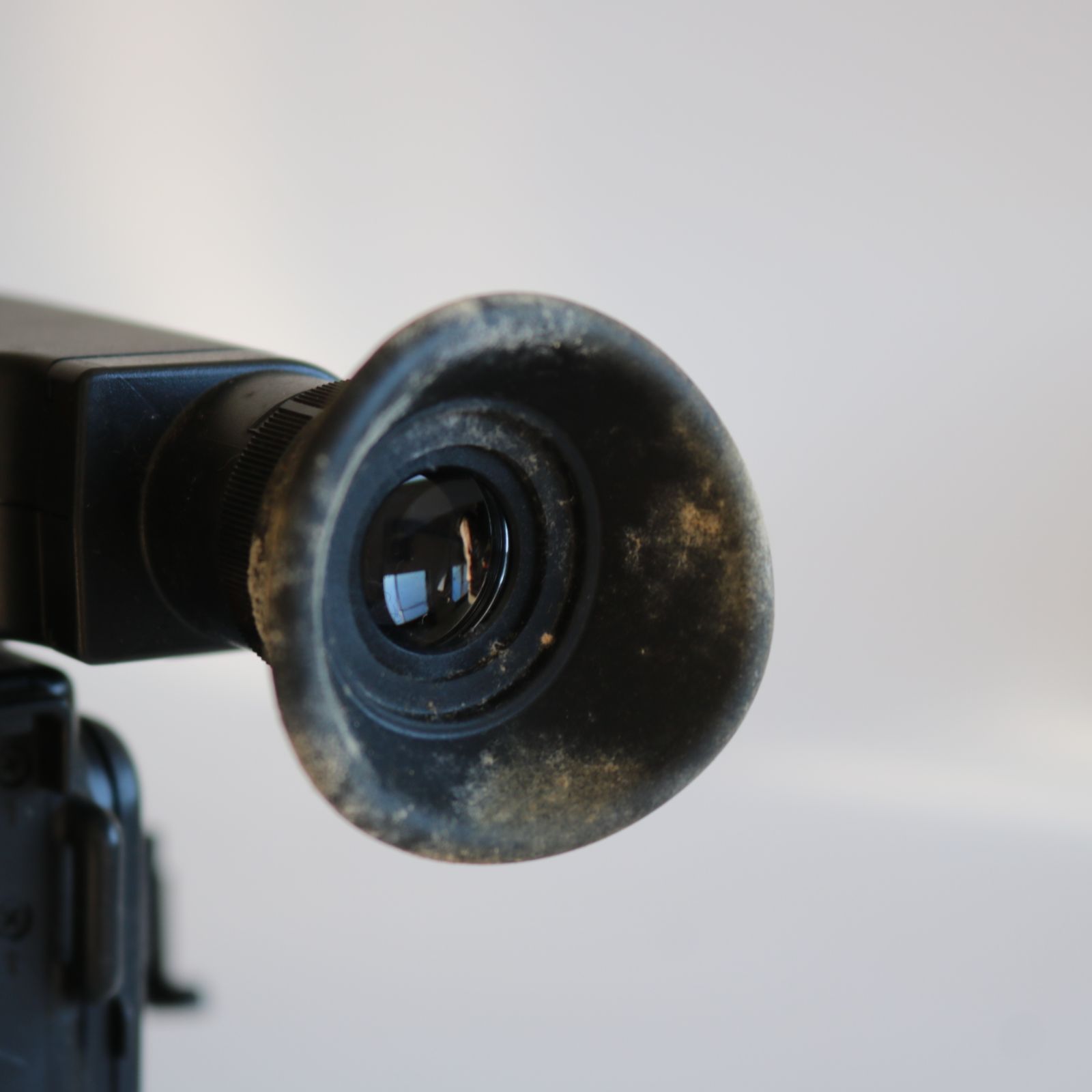 SONY】ソニー ビデオカメラ CCD-V700 video Hi8 Handy cam - メルカリ