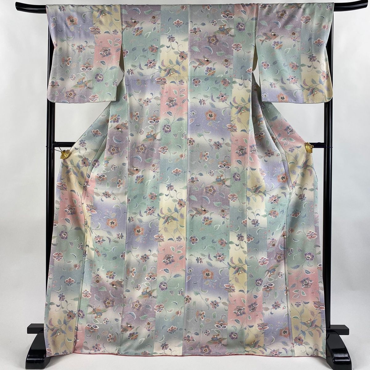 小紋 身丈171.5cm 裄丈67cm M 袷 鳥 草花 金彩 ぼかし 薄緑 正絹 秀品