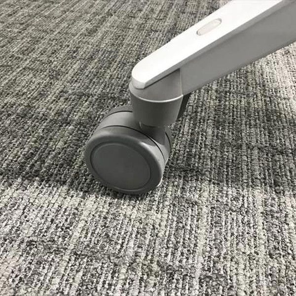 ホワイト