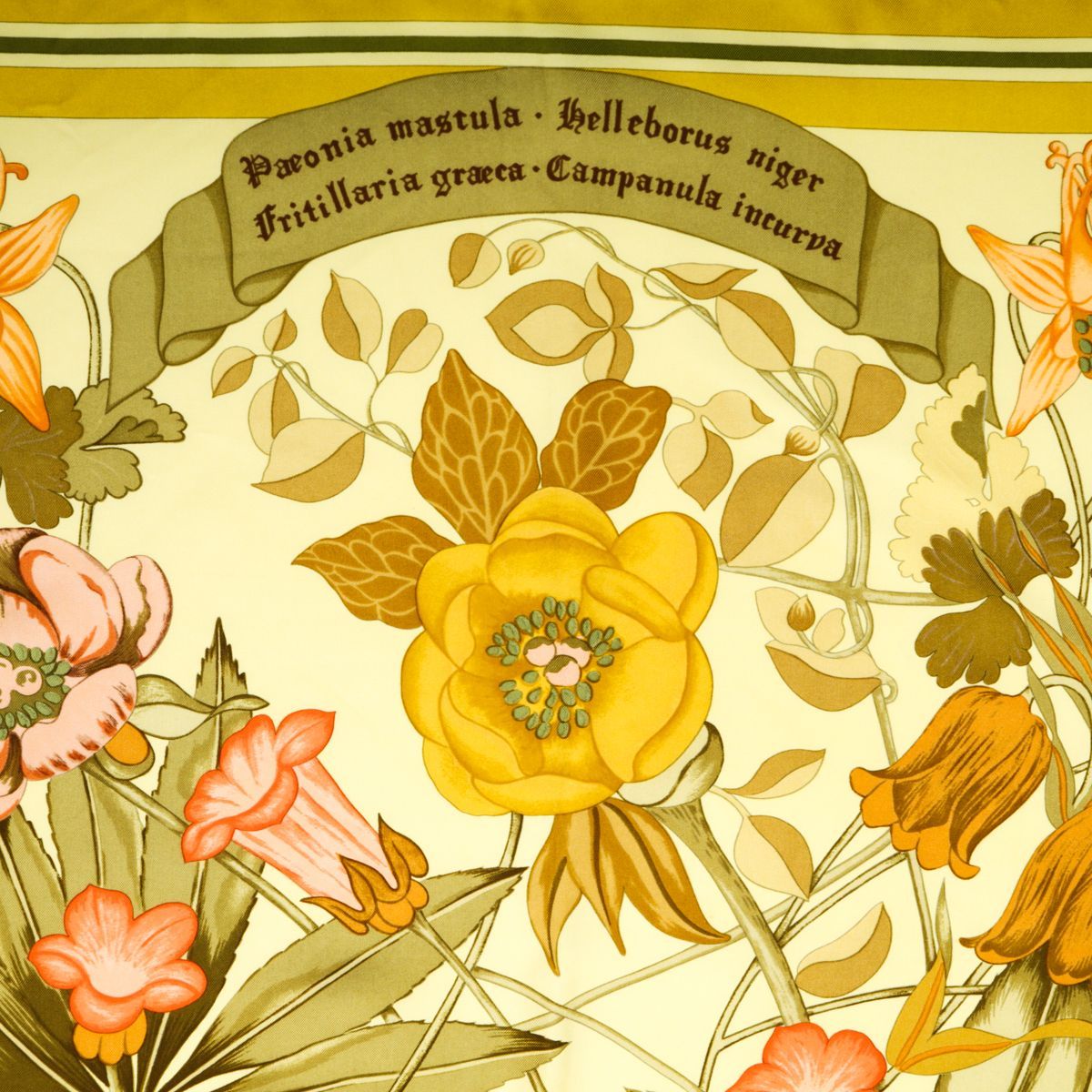 エルメス スカーフ カレ90 ヘラスの花 Fleurs d'Hellade エルメス HERMES スカーフ カレ90 シルク Fleurs d'Hellade
