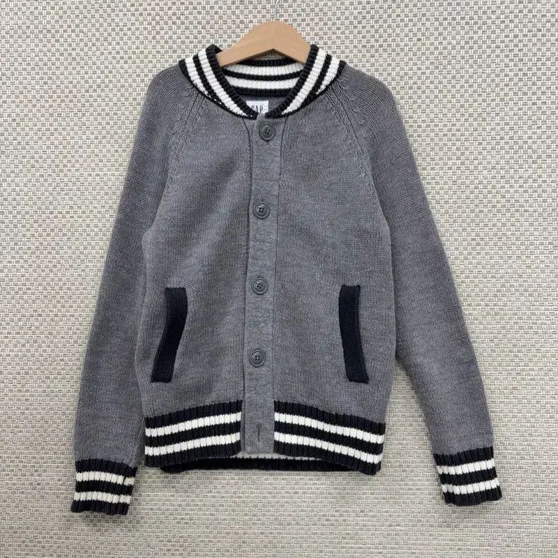 GAP(ギャップ) GAP キッズ グレー カーディガン 130 B00610