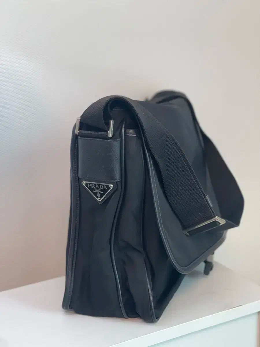 PRADA プラダ