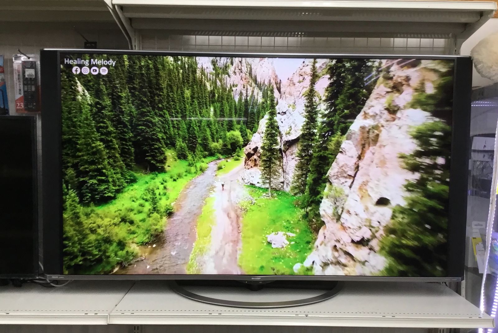 4K対応 VOD対応 60インチ液晶テレビ シャープ 4K LC-60UH5 2018年製