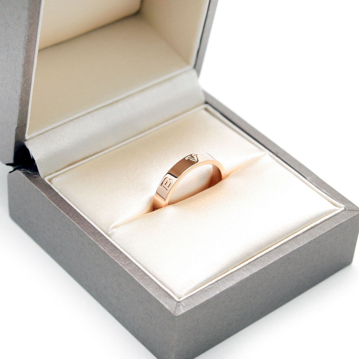 中古 美品 】ブルガリ BVLGARI 指輪 新品仕上済 K18PG ビー・ゼロワン  