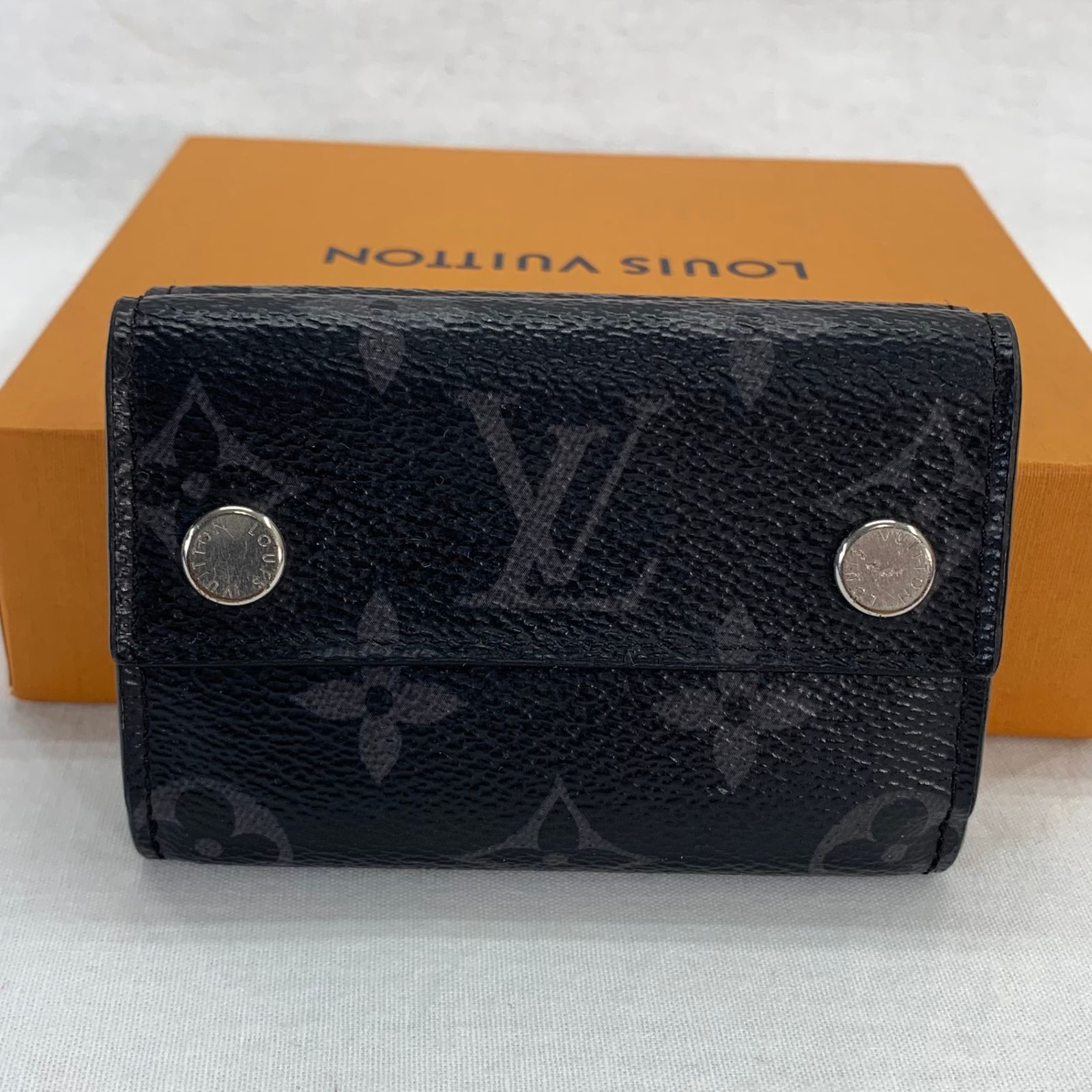 LOUIS VUITTON ルイヴィトン ディスカバリーコンパクト 三つ折り財布 モノグラム エクリプス M67630
