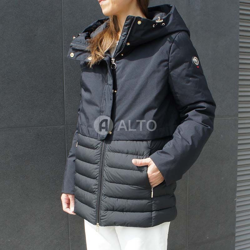 24AW✨️ケープホーン カサブランカ　 ダウンジャケット　異素材切り替え　フード 未使用】ケープホーン異素材切替ダウンジャケットカサブランカ紺XL相当