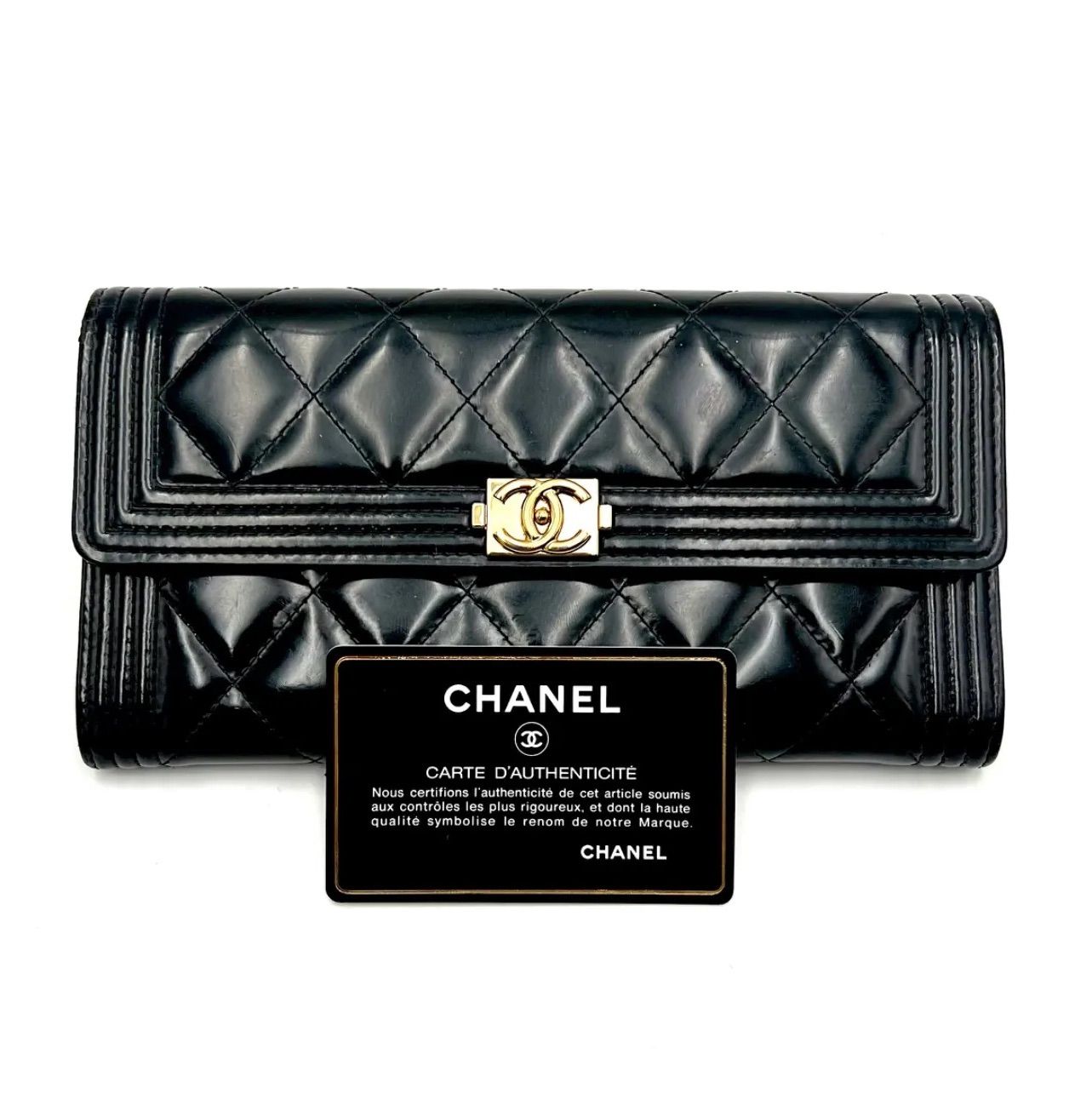 CHANEL マトラッセ ラムスキン 二つ折り長財布　ロングウォレット マトラッセ シャネル 長財布 クラシック ロングジップ