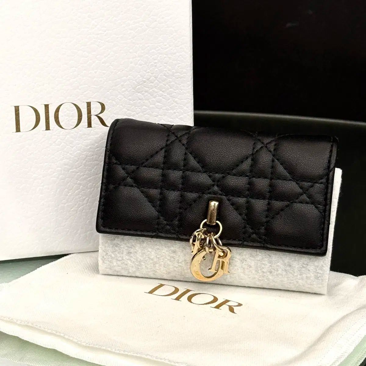 新グレード フル構成 Dior ディオール カナージュ ミス ぼくの グリシン ミドルウォレット