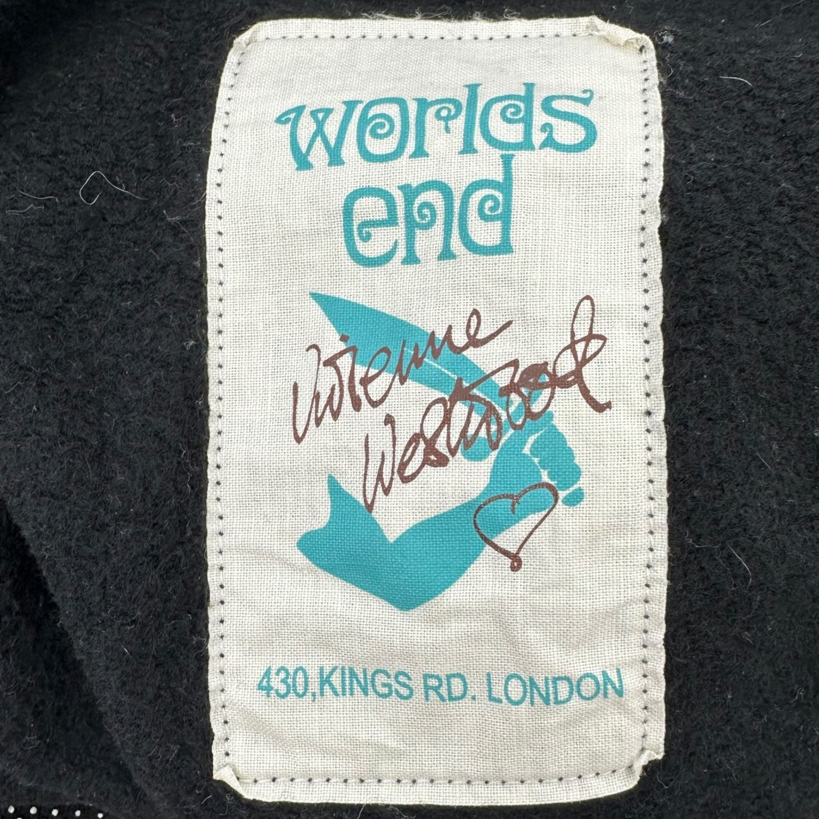 Vivienne Westwood(ヴィヴィアンウエストウッド) 