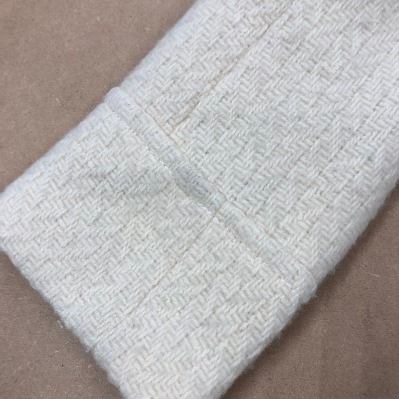 クリーム色 38サイズ