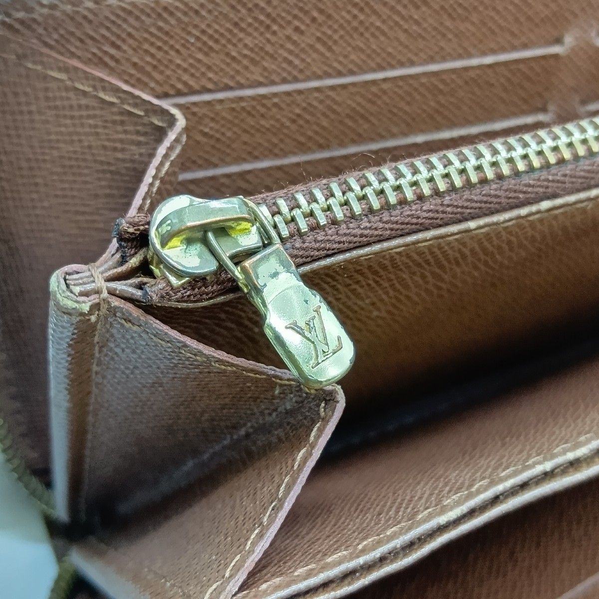 ルイ ヴィトン◎モノグラム ジッピーウォレット ラウンドファスナー ブラウン、茶 楽天市場】ルイヴィトン 長財布(ラウンドファスナー) Louis Vuitton