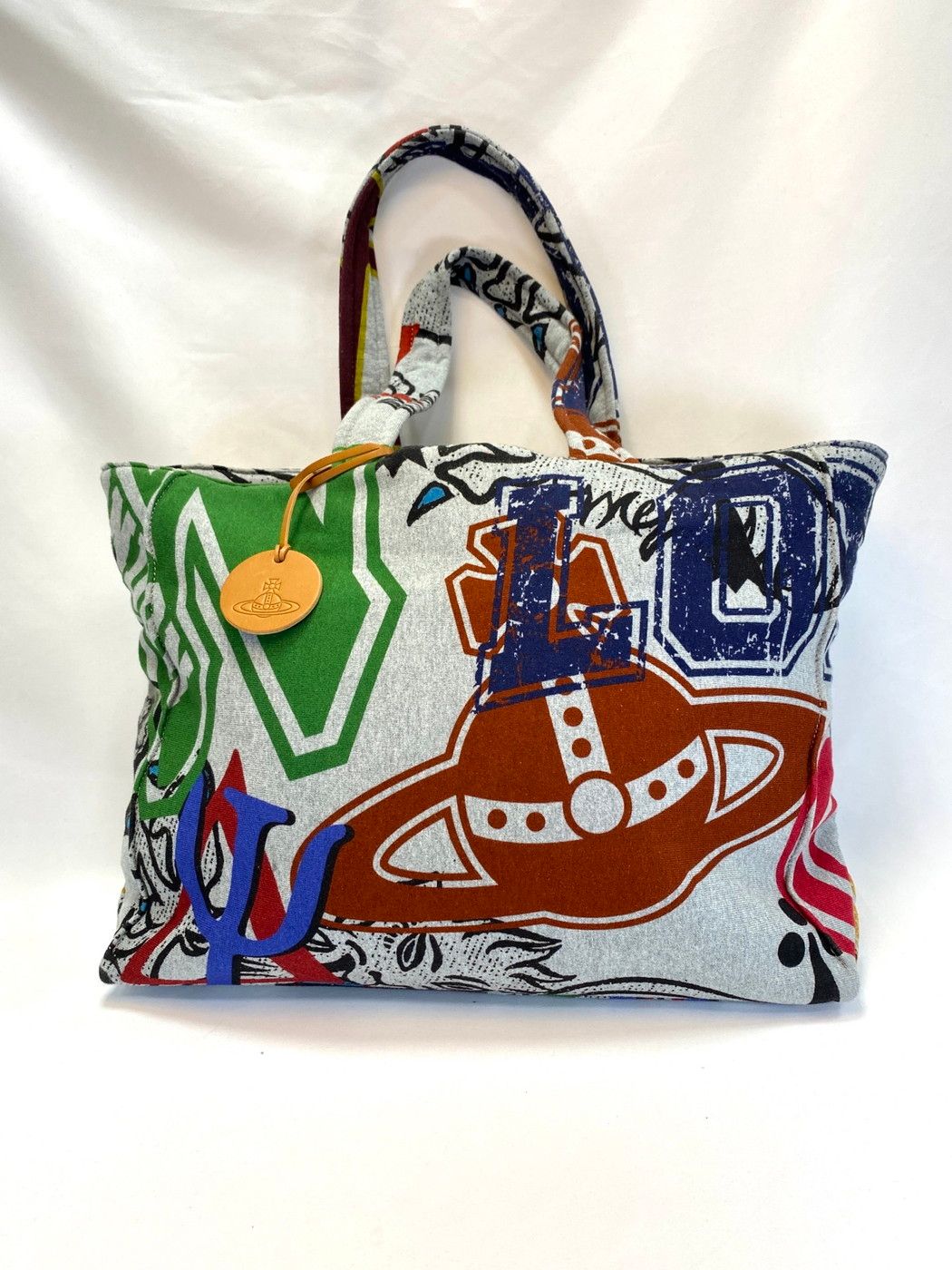 Vivienne Westwood ヴィヴィアン FRAT HOUSE トートバッグ 9500 Vivienne Westwood ヴィヴィアン FRAT HOUSE トートバッグ 管理