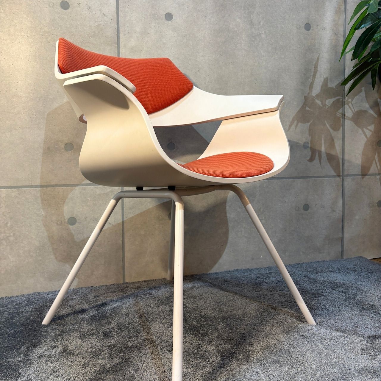 4本脚 ダイニングチェア