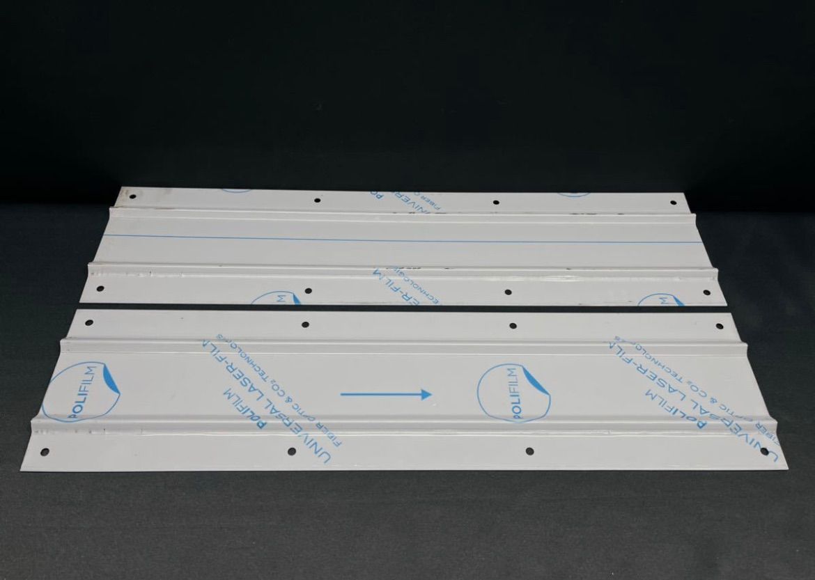 鏡面 ３分割　1670mm　２ｔ標準　泥除け　ステンレスプレート　折り込み式　タレゴムウエイト　デコトラ　アート　レトロ 泥除けウエイト