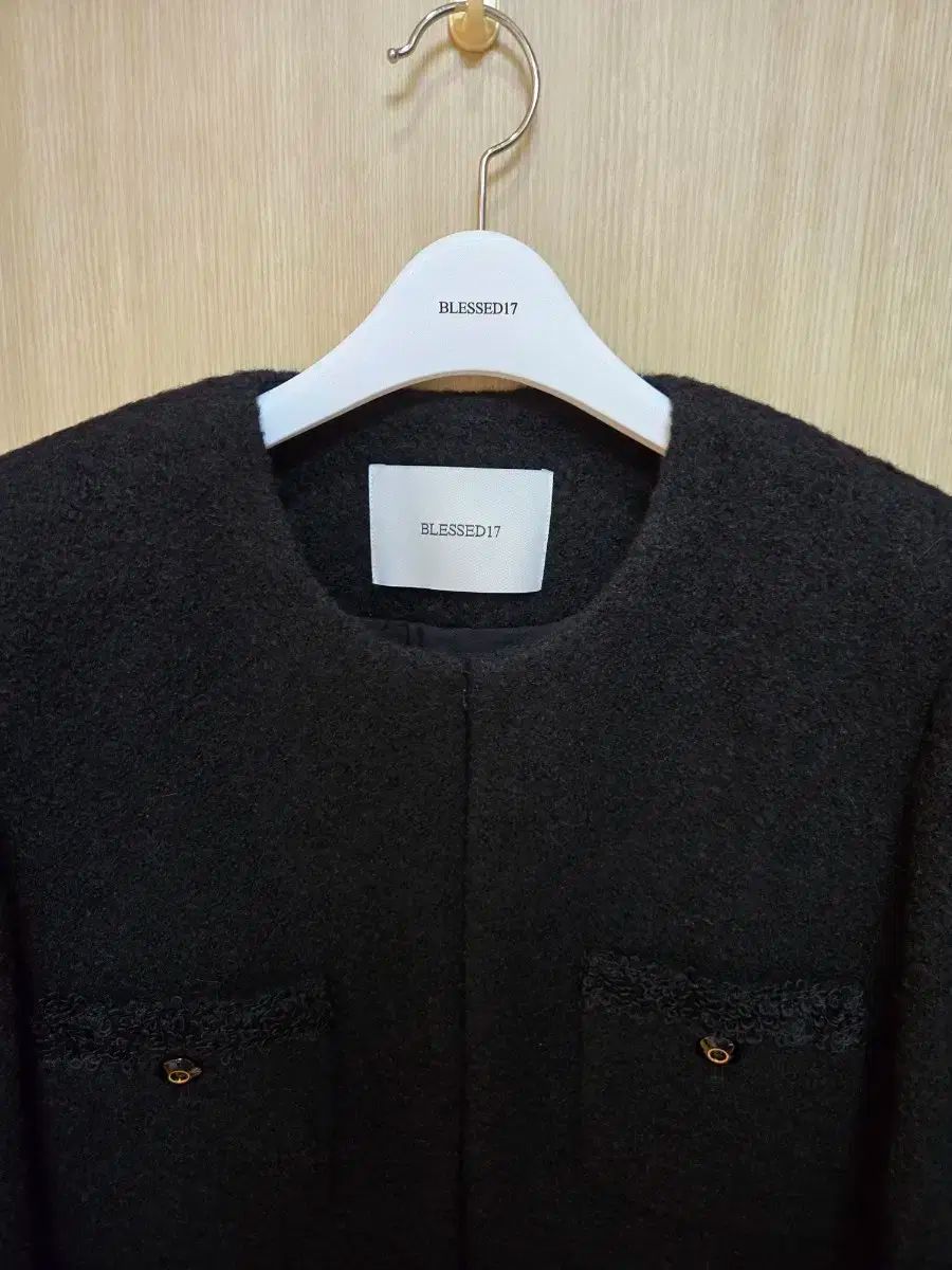 祝福された 17 ジャケット インブリージャケット