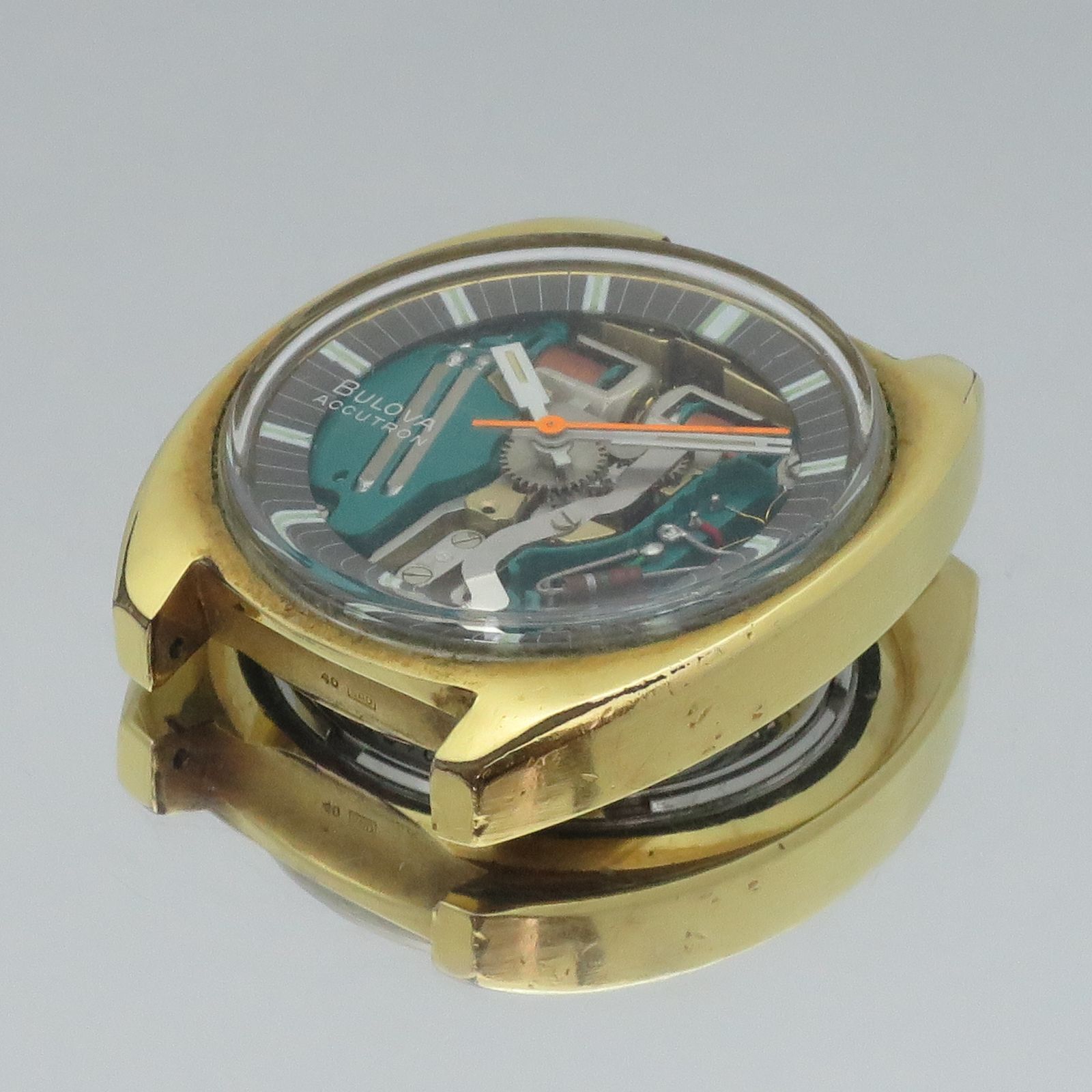 アキュトロン ブローバ スペースビュー 音叉時計 2141 ゴールド 1968年 