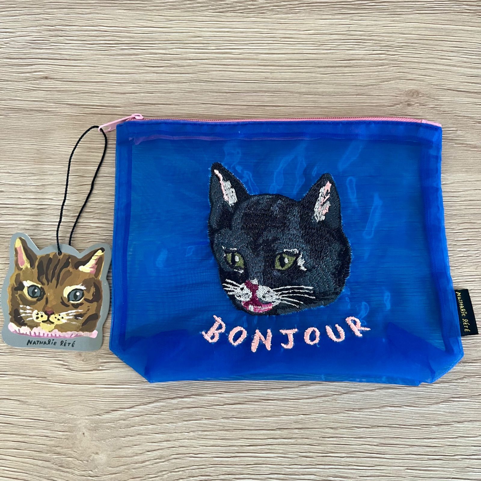 ナタリーレテ オーガンジーポーチ 黒猫 刺繍ポーチ ブラックキャット 